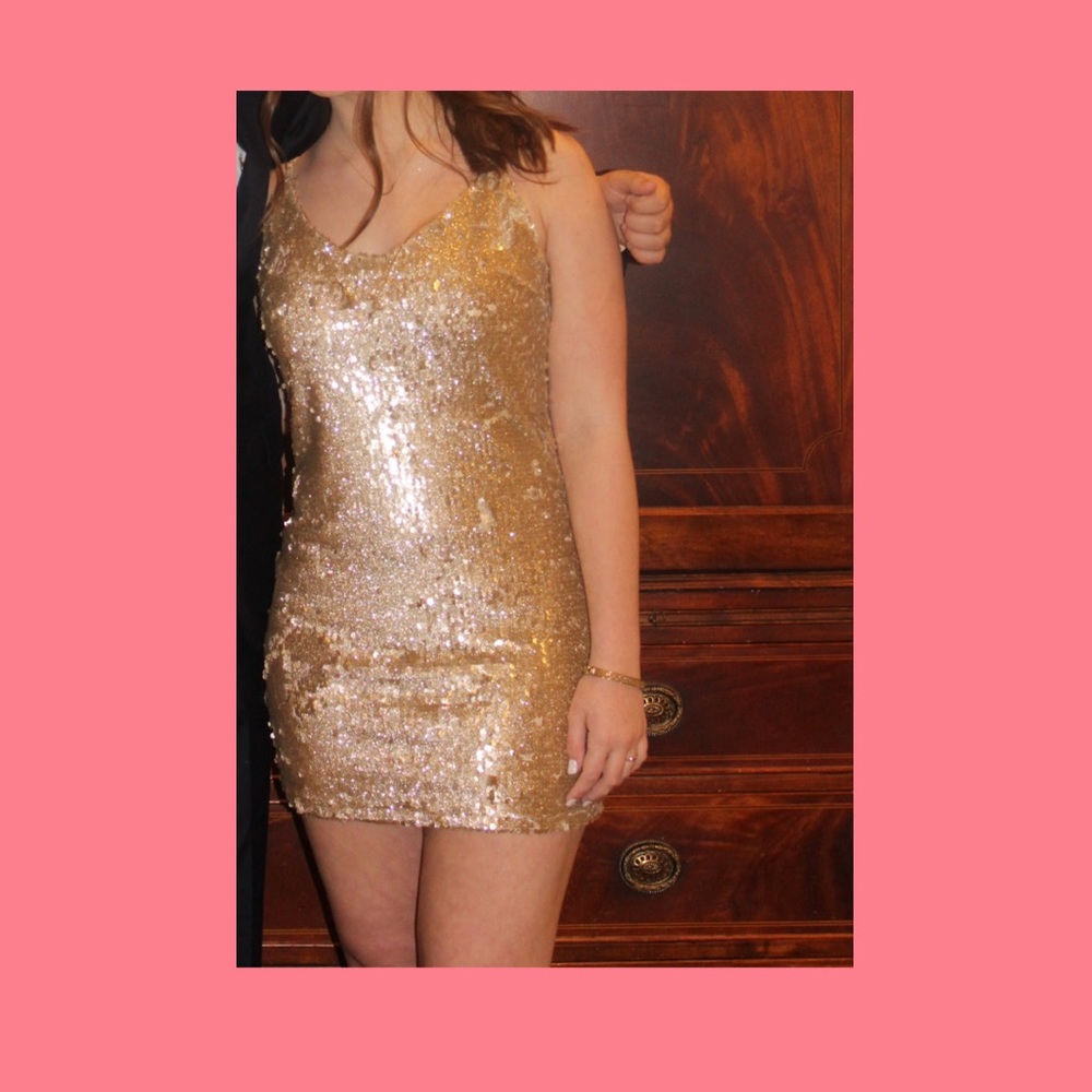 gold sequin formal dress - Picture 3 of 3